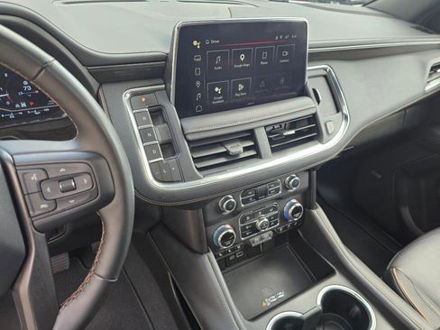 Used 2024 GMC Yukon XL AT4 w/ Technology Package AWD/4WD image 33