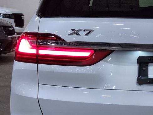 Used 2019 BMW X7 xDrive50i w/ Luxury Seating Package AWD/4WD image 20