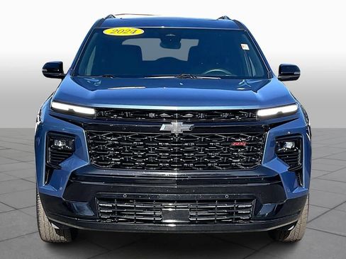 Certified 2024 Chevrolet Traverse RS w/ LPO, Floor Liner Package image 3