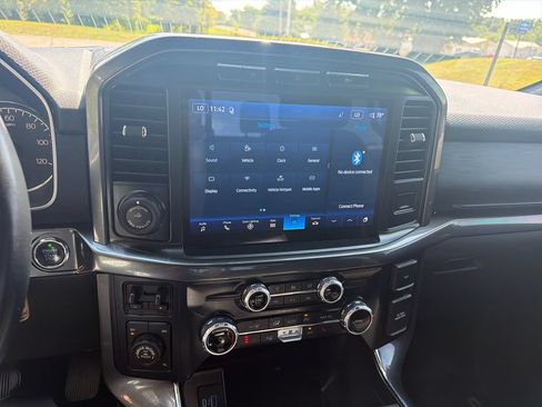 Used 2022 Ford F150 XLT w/ Equipment Group 302A High AWD/4WD image 17