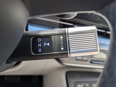 Used 2024 Hyundai Kona SEL FWD image 23