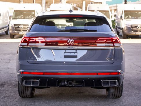 New 2026 Volkswagen Atlas Cross Sport SEL Premium R-Line AWD/4WD image 7