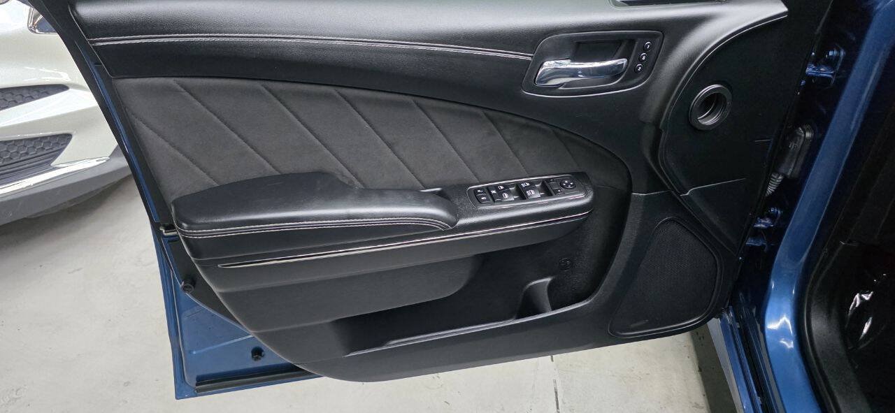Used 2022 Dodge Charger SRT Hellcat w/ Alcantara Interior Package RWD image 17