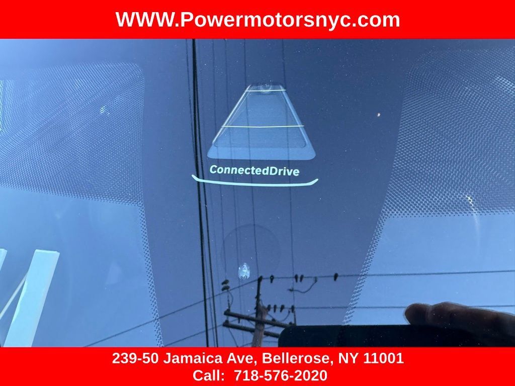 Used 2024 BMW 330i Sedan w/ Convenience Package RWD image 32