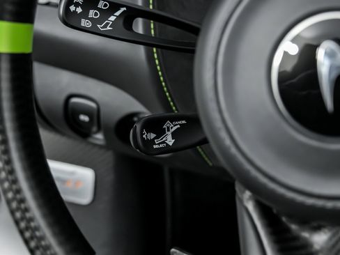 Used 2022 McLaren 765LT image 33