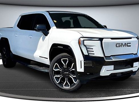 New 2025 GMC Sierra EV Denali image 2