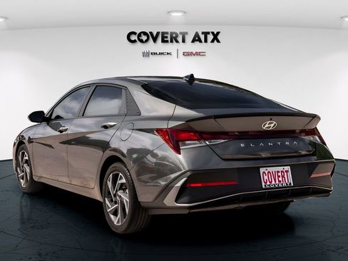 Used 2025 Hyundai Elantra Sport FWD image 6