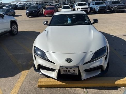 Used 2021 Toyota Supra image 2
