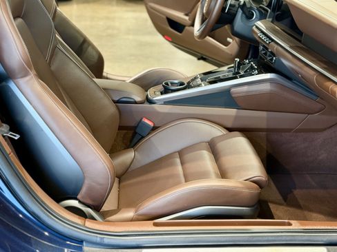 Used 2020 Porsche 911 Carrera 4S image 42