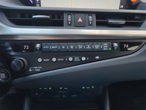 Used 2019 Lexus ES 350 image 18