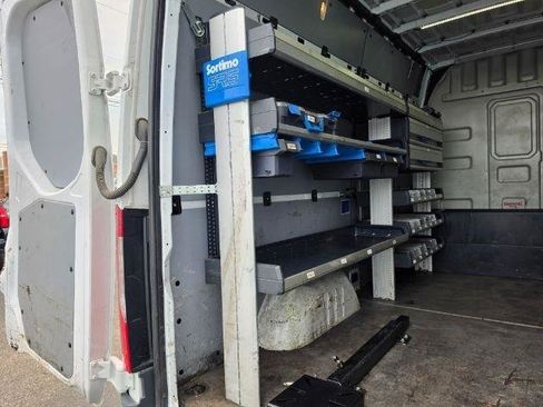 Used 2021 Mercedes-Benz Sprinter 2500 image 30