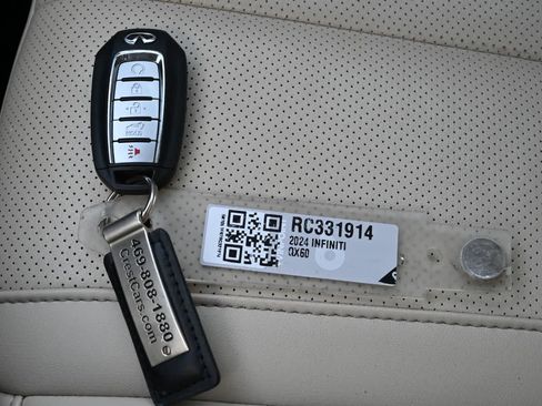 Used 2024 INFINITI QX60 Luxe w/ Vision Package FWD image 27