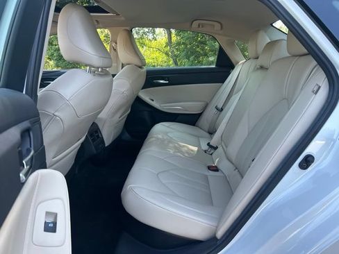 Used 2021 Toyota Avalon XLE w/ Moonroof Package FWD image 34