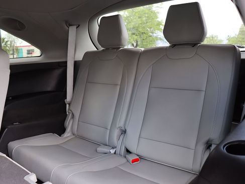 Used 2016 Acura MDX SH-AWD image 32