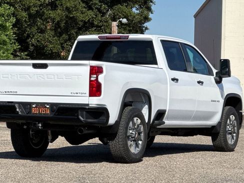 New 2026 Chevrolet Silverado 2500 Custom w/ Custom Value Package AWD/4WD image 4
