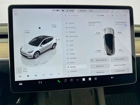 Used 2023 Tesla Model Y Long Range image 46