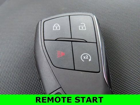 Used 2024 Chevrolet Colorado Z71 w/ Z71 Convenience Package 2 image 38