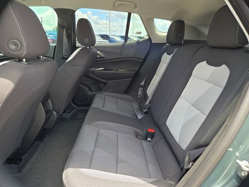 Used 2026 Chevrolet Trax LS FWD image 13