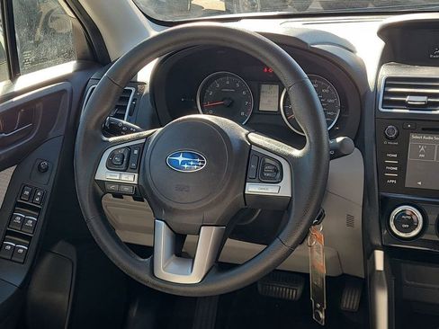 Used 2017 Subaru Forester 2.5i Premium w/ All-Weather Package image 22