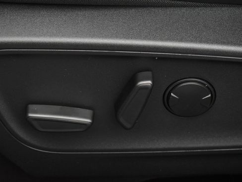 New 2026 Ford Escape ST-Line Select w/ Equipment Group 401A image 21