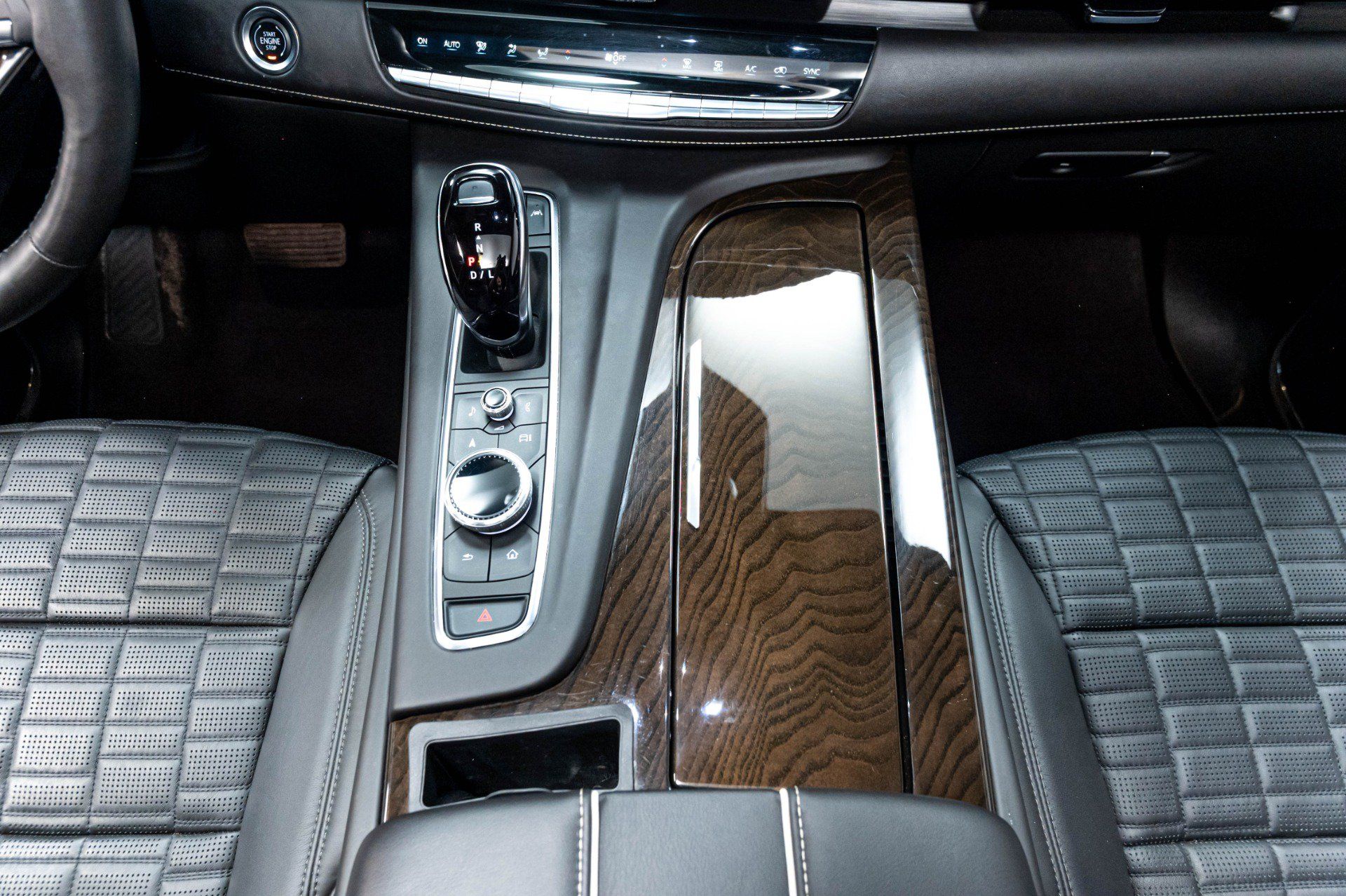 Used 2024 Cadillac Escalade Sport Platinum AWD/4WD image 34
