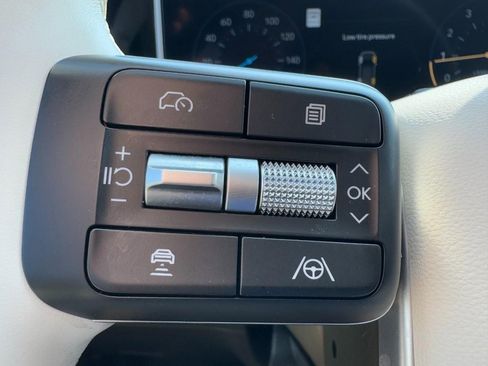 Certified 2025 Hyundai Santa Fe Calligraphy image 17