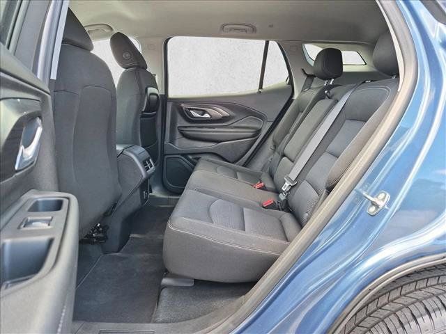 Used 2024 GMC Terrain SLE AWD/4WD image 17