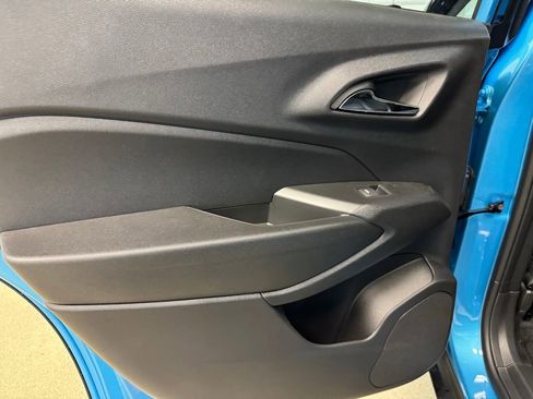 New 2026 Chevrolet Trax LT FWD image 15