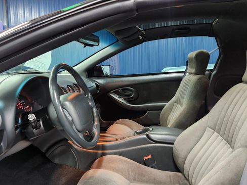Used 1995 Pontiac Firebird Formula image 10