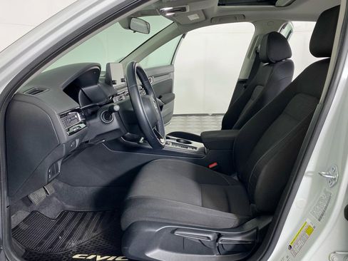 Used 2023 Honda Civic EX image 19