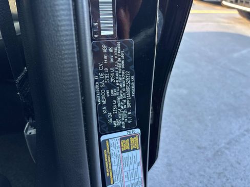 Used 2024 Kia Forte LXS FWD image 30