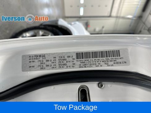 Used 2016 RAM 1500 Laramie w/ Convenience Group AWD/4WD image 14