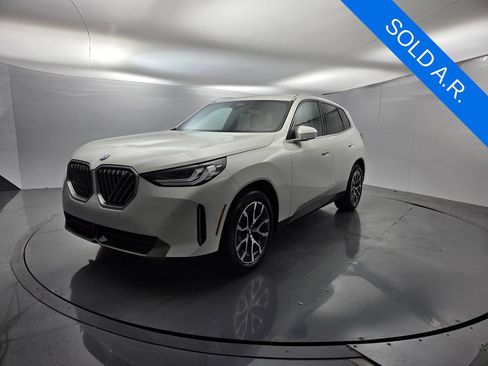 Certified 2026 BMW X3 xDrive30i w/ Convenience Package AWD/4WD image 4