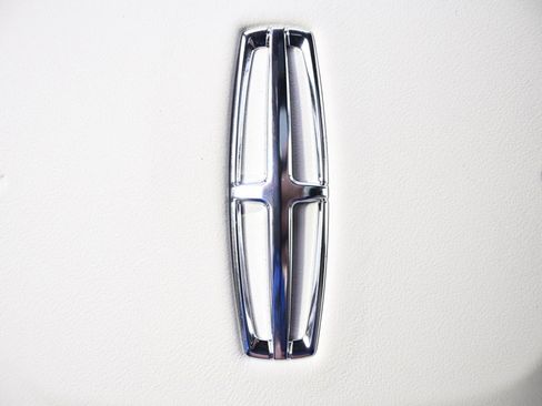 New 2026 Lincoln Aviator Black Label w/ Jet Appearance Package image 35