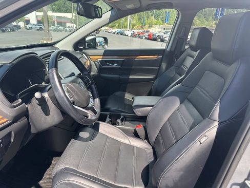 Used 2018 Honda CR-V Touring image 13