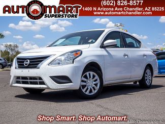 Used 2019 Nissan Versa SV image 1