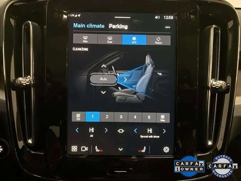 Used 2025 Volvo XC40 B5 Plus image 51