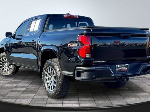 Used 2024 Chevrolet Colorado Z71 w/ Z71 Convenience Package 2 image 2