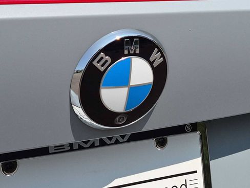 Used 2023 BMW M440i Convertible RWD image 11