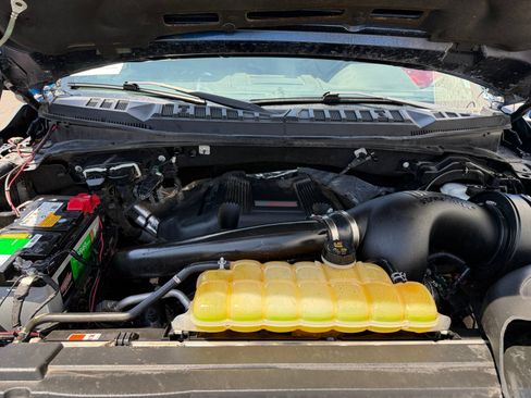 Used 2018 Ford F150 Raptor w/ Equipment Group 802A Luxury AWD/4WD image 32