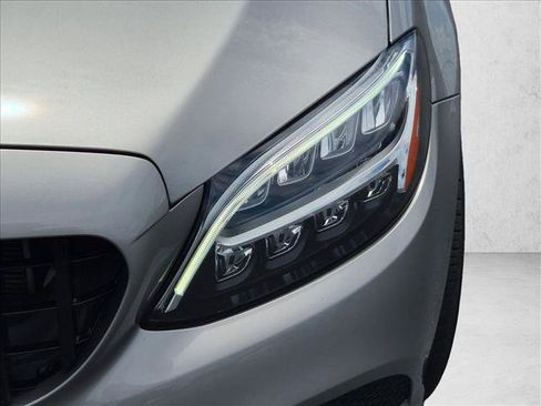 Used 2019 Mercedes-Benz C 300 4MATIC Sedan image 9