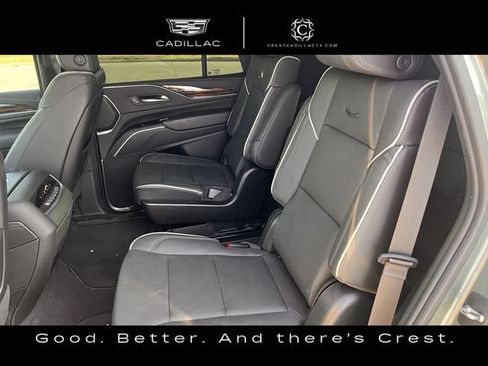 Used 2024 Cadillac Escalade Premium Luxury w/ Performance Package AWD/4WD image 30
