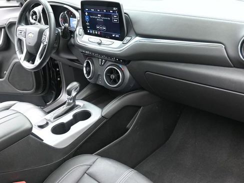 Used 2023 Chevrolet Blazer LT image 29