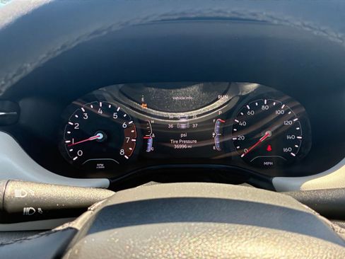 Used 2025 Jeep Compass Limited AWD/4WD image 41