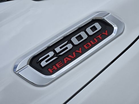 New 2026 RAM 2500 Tradesman AWD/4WD image 8