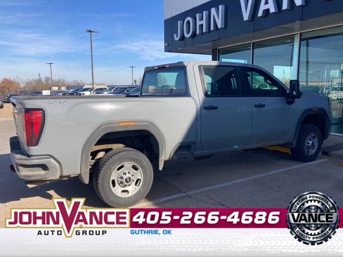 Used 2025 GMC Sierra 2500 Pro image 8