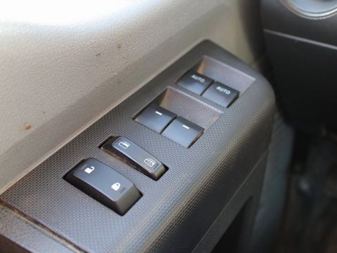 Used 2016 Ford F550 4x4 Crew Cab Super Duty image 28