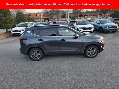 Used 2022 Kia Seltos S image 6