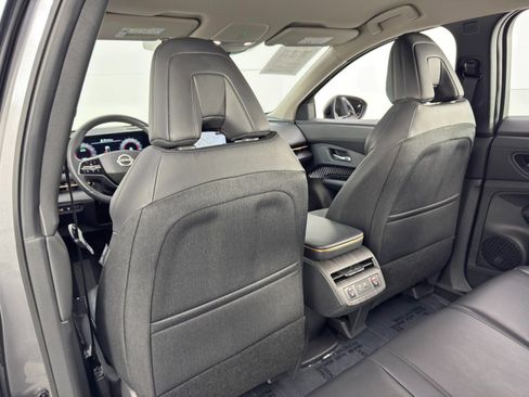 Used 2024 Nissan Ariya Engage image 33