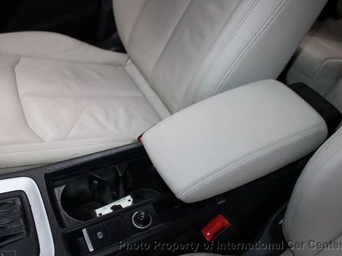 Used 2020 Audi Q3 2.0T Premium image 20